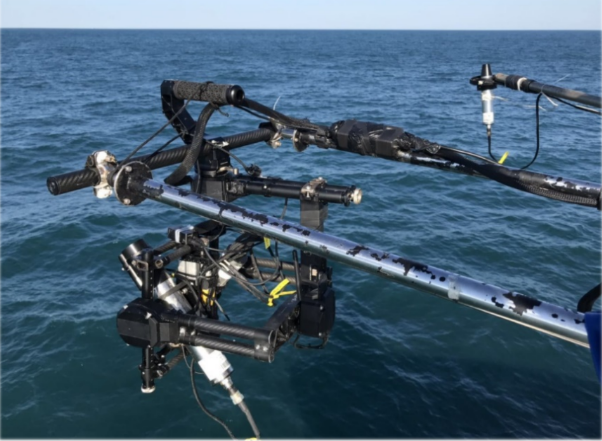 走航式全自动水体表现光谱观测系统