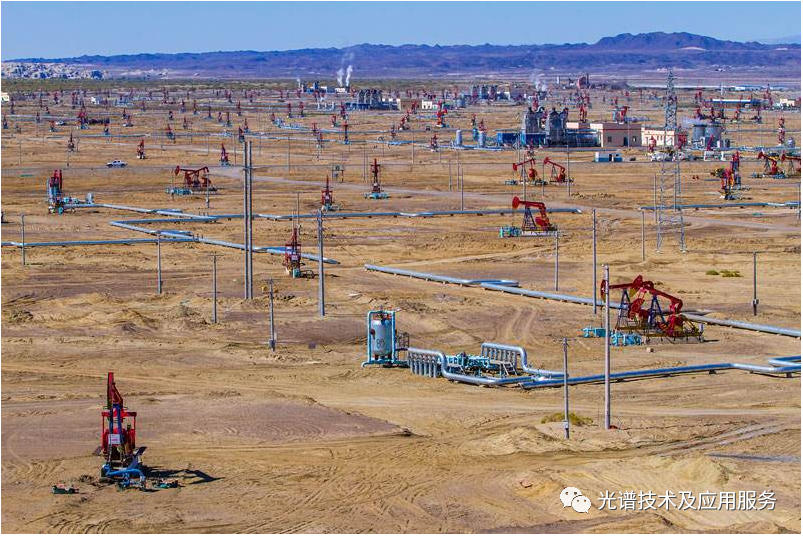 基于高光谱遥感和超低频电磁探测技术的油气信息提取
